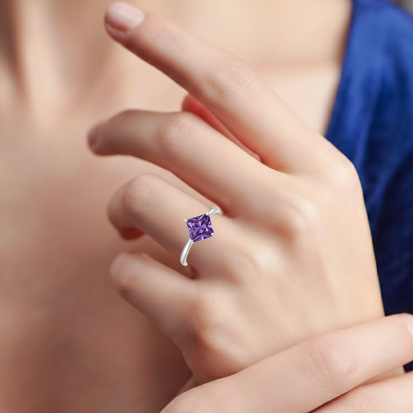 Princess-Cut Amethyst Solitaire on Polished White Gold Band